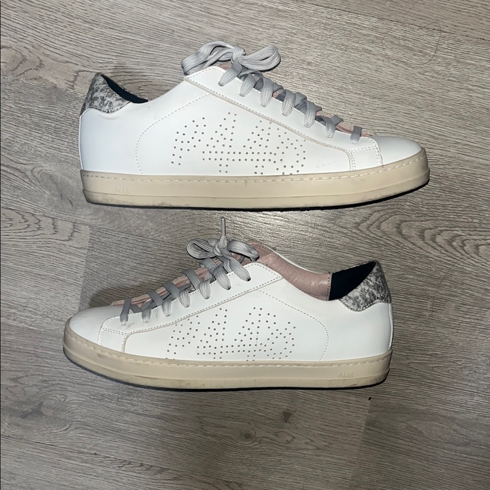 P448 White and Gray Sneakers Minimalist Design